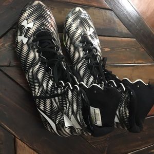 Under Armour Football Cleats Men’s Sz 12
